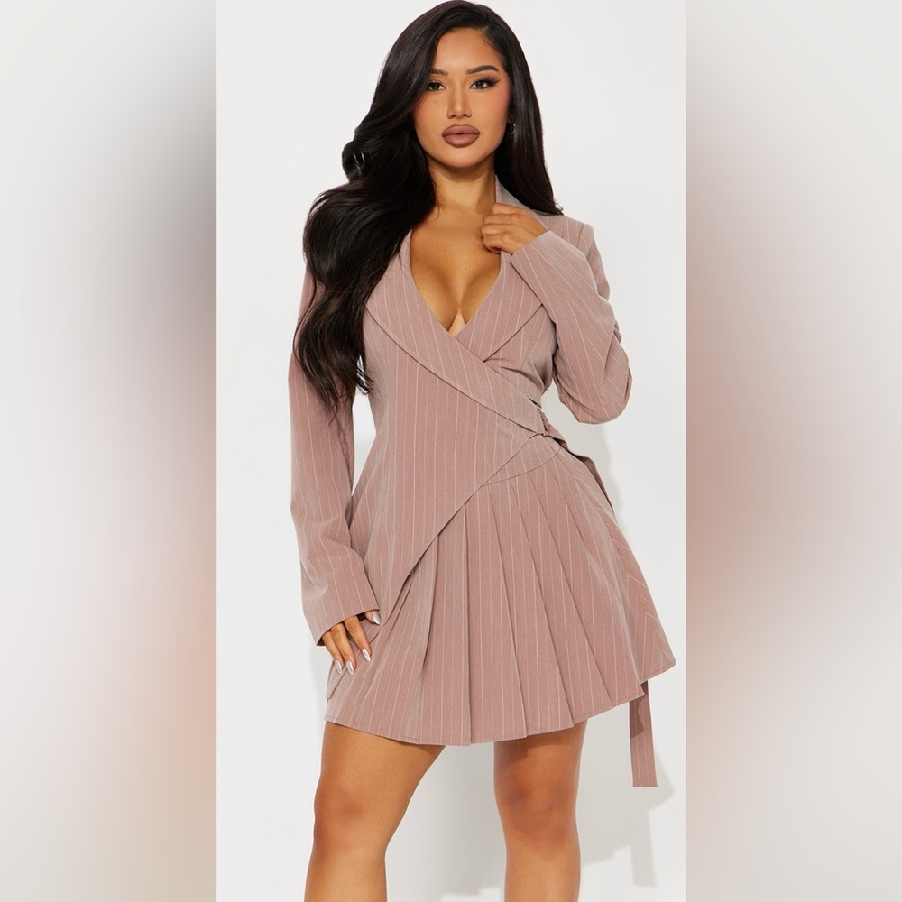 Fashion Nova Mauve Striped Long Sleeve Dress NWT